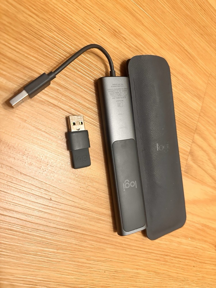 Logitech SPOTLIGHT Presentation Remote 810-004886 Slate Gray with Dongle Cable
