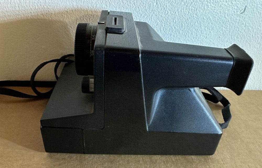 VTG Polaroid Land Camera Pronto! - (untested)