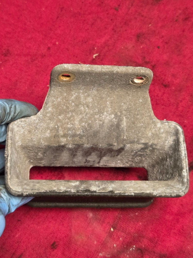MACK 140QM415M HOOD GUIDE