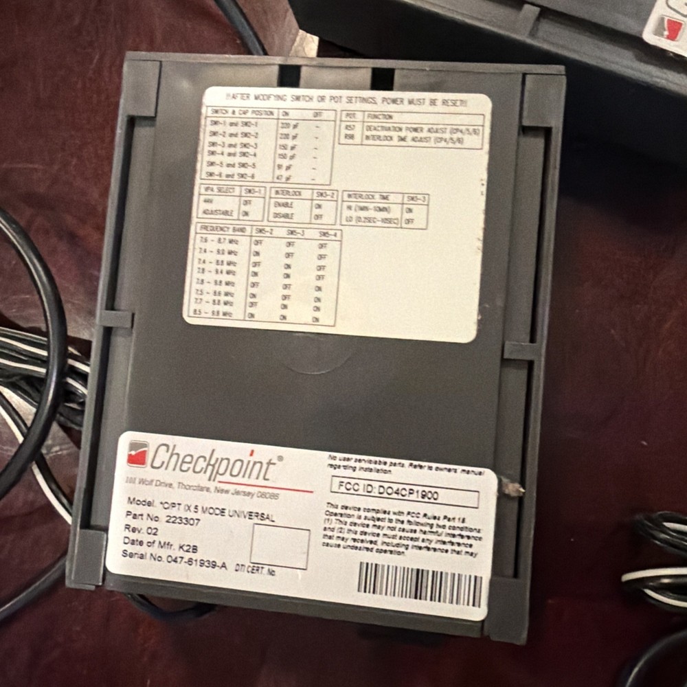 2 CHECKPOINT Counterpoint C/PT IX 5 MODE With Power Adapter