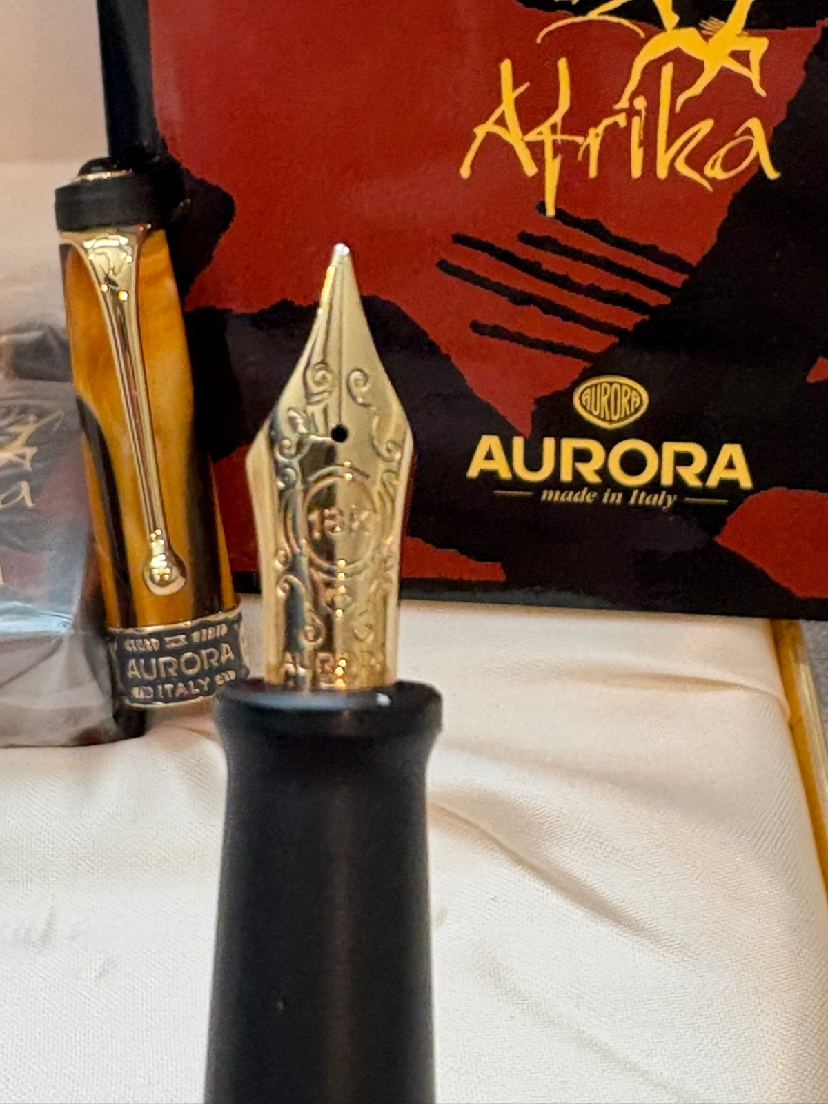 Aurora Africa Fountain Pen- EXCELLENT Cond., WITH BOX AND INK. LOOK!