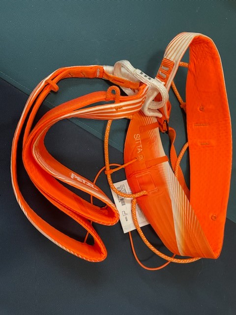 Petzl SITTA Climbing Harness - NWT - Large