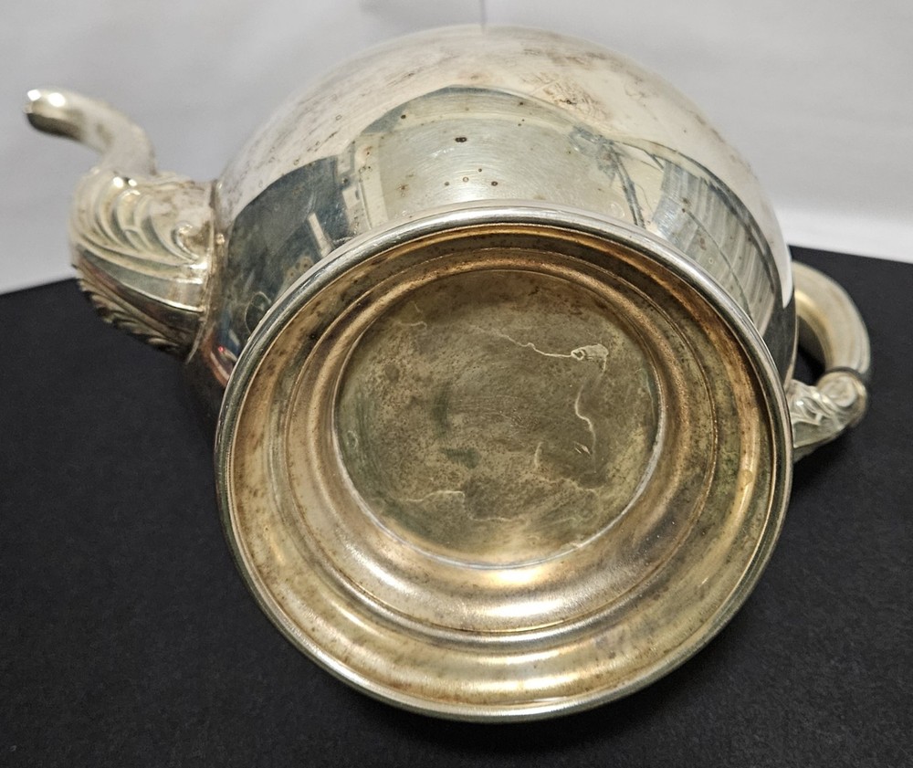 Oneida Silversmiths Sea Crest Coffee Pot