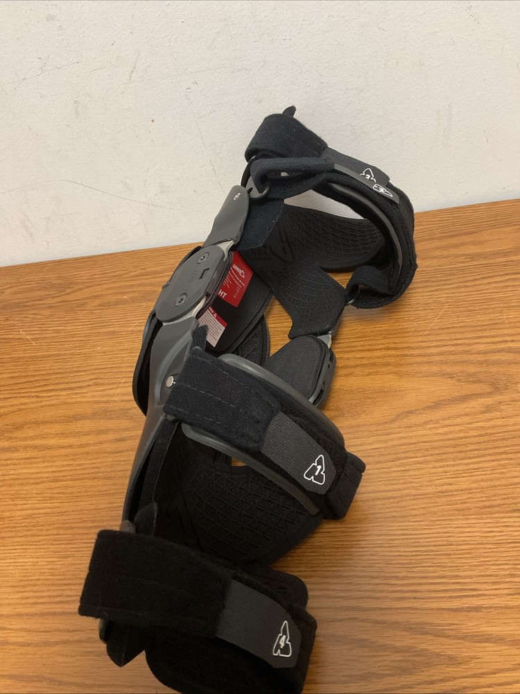 Leatt X-Frame Knee Brace Medium Right