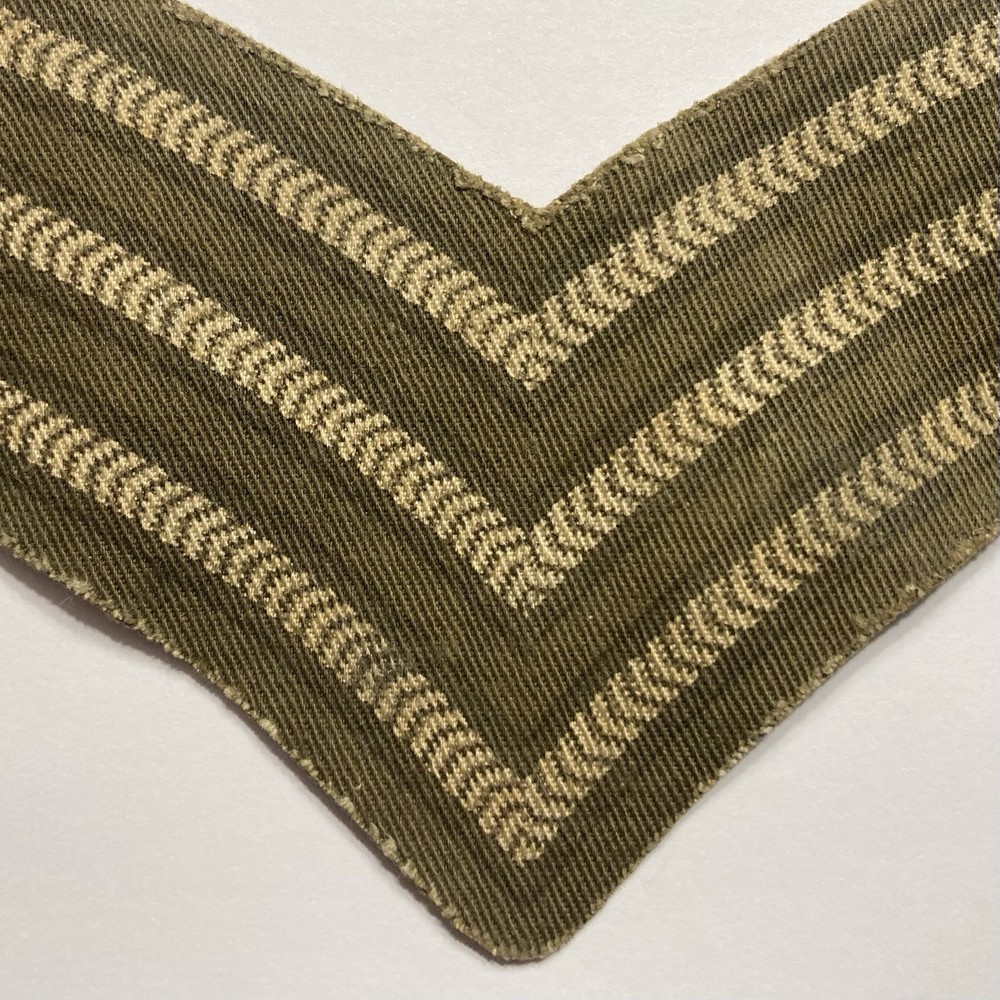 ORIGINAL WW2 CANADA ARMY SERGEANT CANVAS PATCH ARMBAND TEMPORARY ACTING ITALY