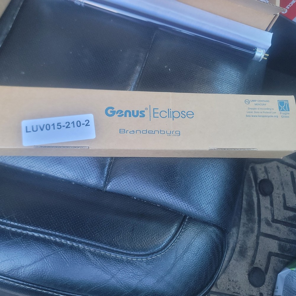 Vector Eclipse 15 Watt Replacement Fly Light Bulb 20-2019 48-Pack 12 Inch Long