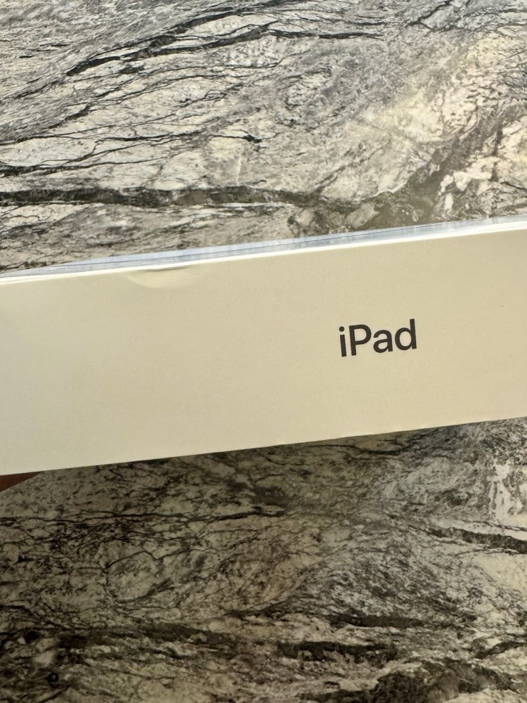 Apple iPad 9th Generation Wi-Fi 64GB EMPTY RETAIL BOX ONLY