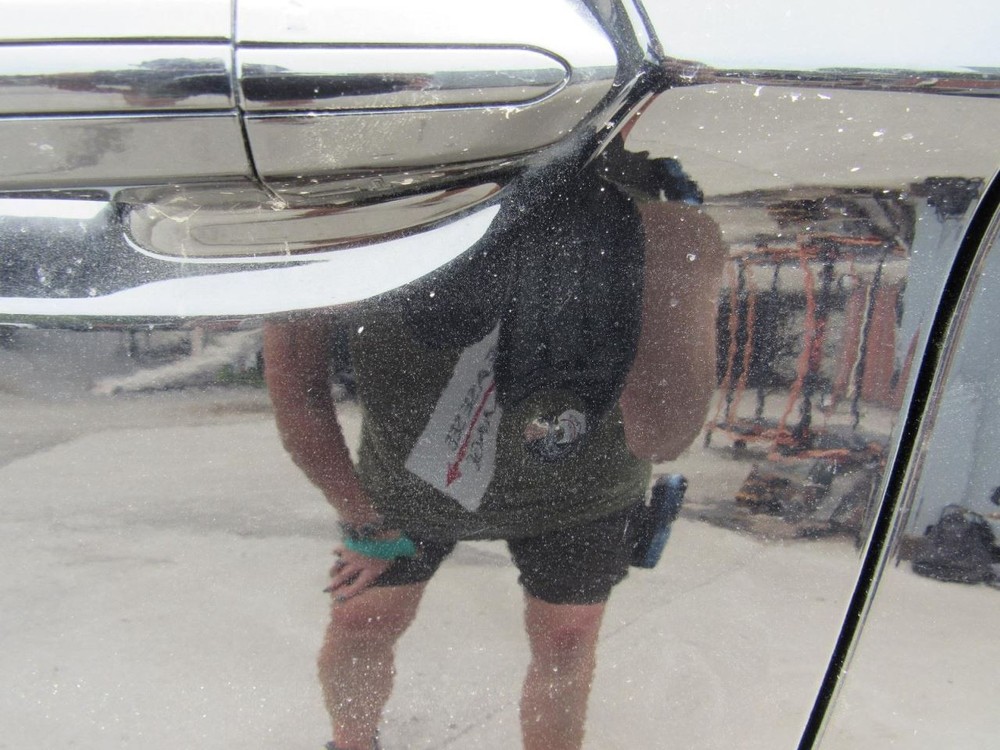 EDGE 2020 Glove Box 1068585