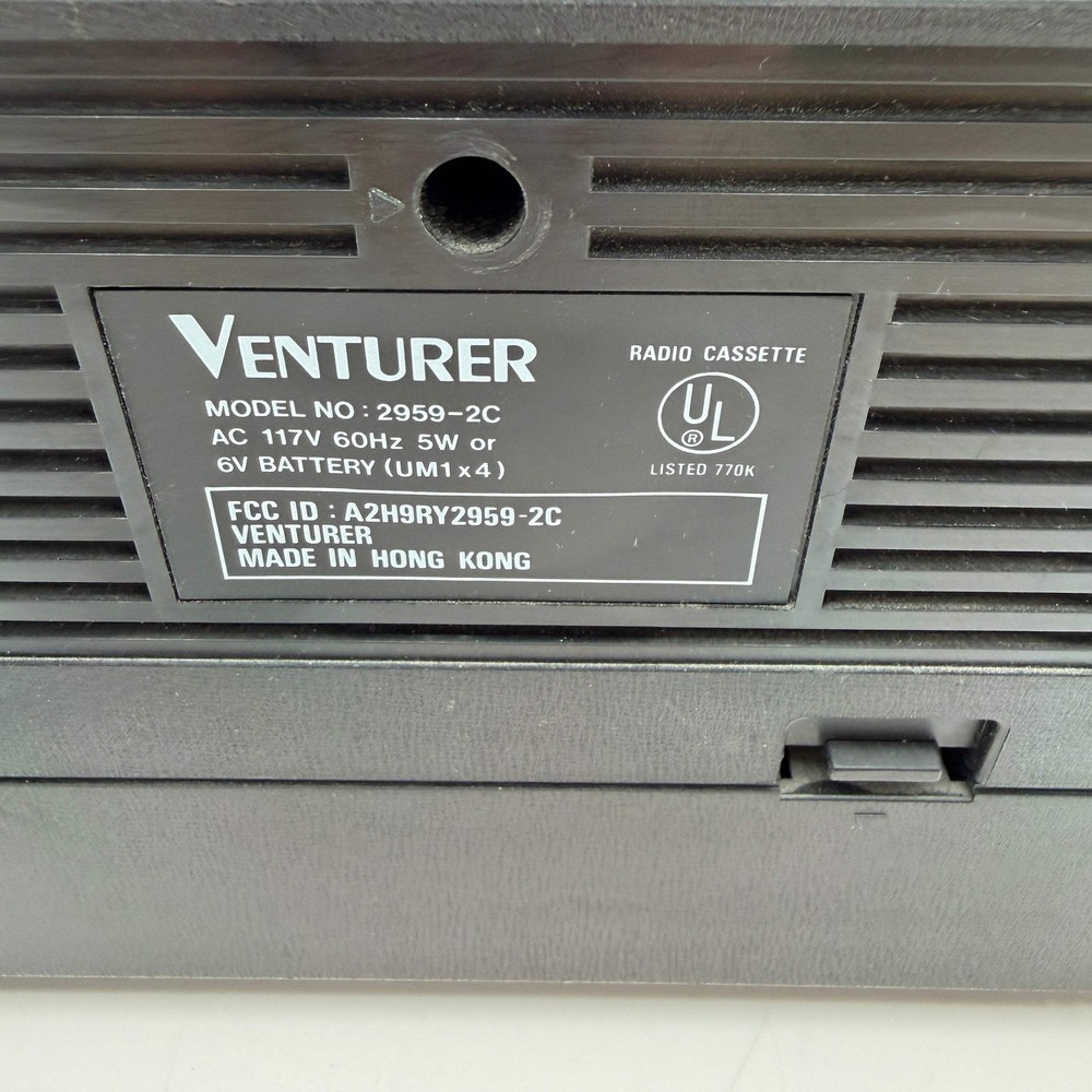 Venturer 2959-2C Multiband Receiver Cassette Player