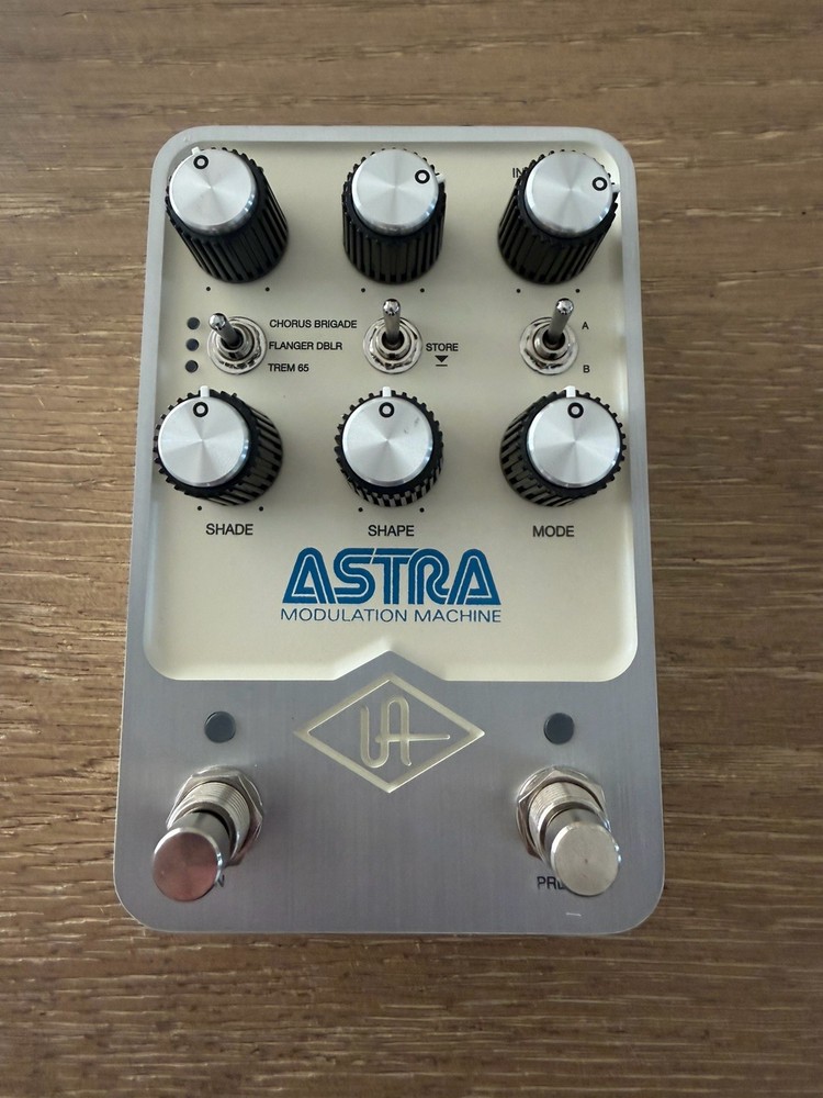 Universal Audio Astra Modulation Pedal FREE SHIPPING