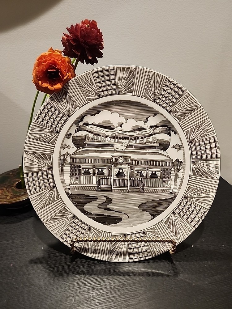 VINTAGE PLATE