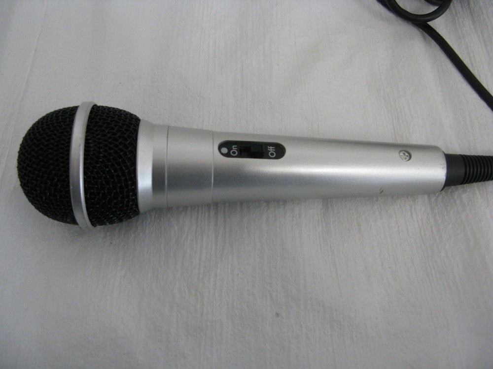 Wired microphone
