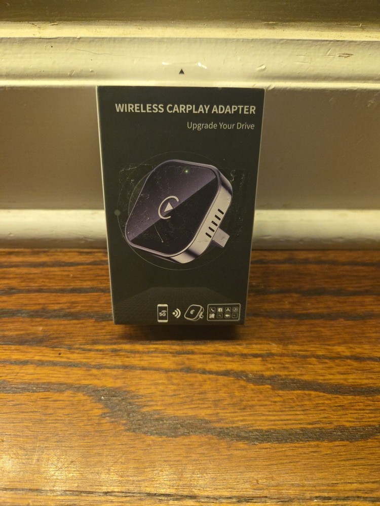 Teeran Wireless CarPlay Adapter: NEW (FREE SHIPPING)