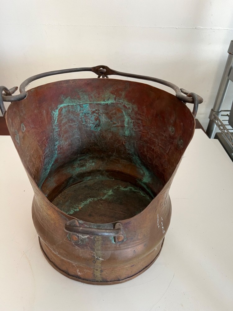 ANTIQUE COPPER COAL ASH SCUTTLE BUCKET