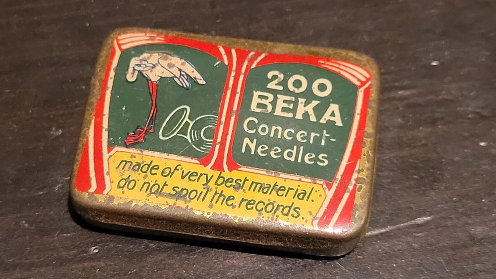 Gramophone phonograph needle tin Beka Flamingo Empty