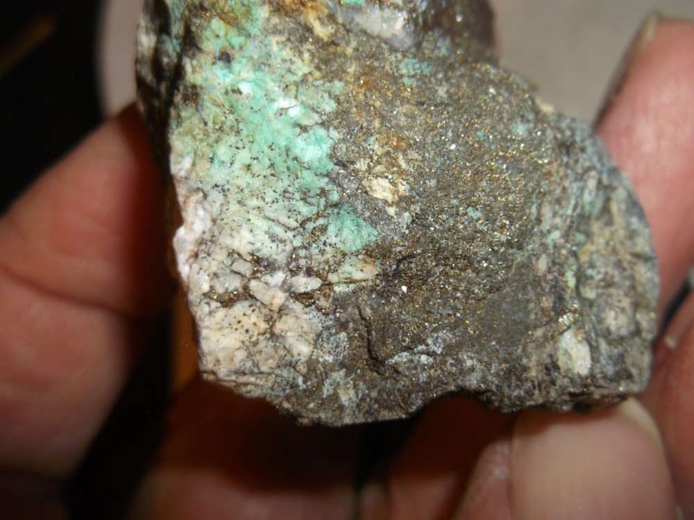 Gold, silver, copper, 85 grams samples ,ore high grade .