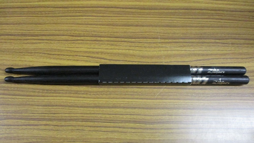 KISS END OF THE ROAD Goods 4 type