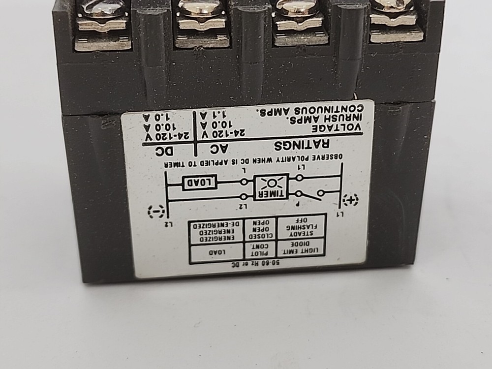 CUTLER-HAMMER D87XDL30 SERIES A2 OFF-DELAY TIMER