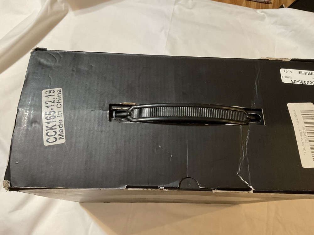 Yaber Home Cinema Projector Excellent Condition Missing Remote