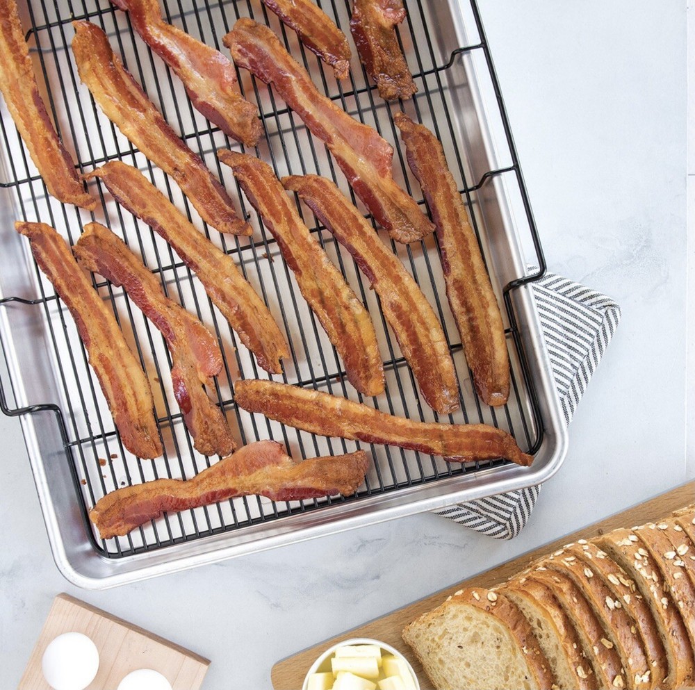 Nordic Ware, Extra Large Oven Crisp Baking Tray Roasting Pan