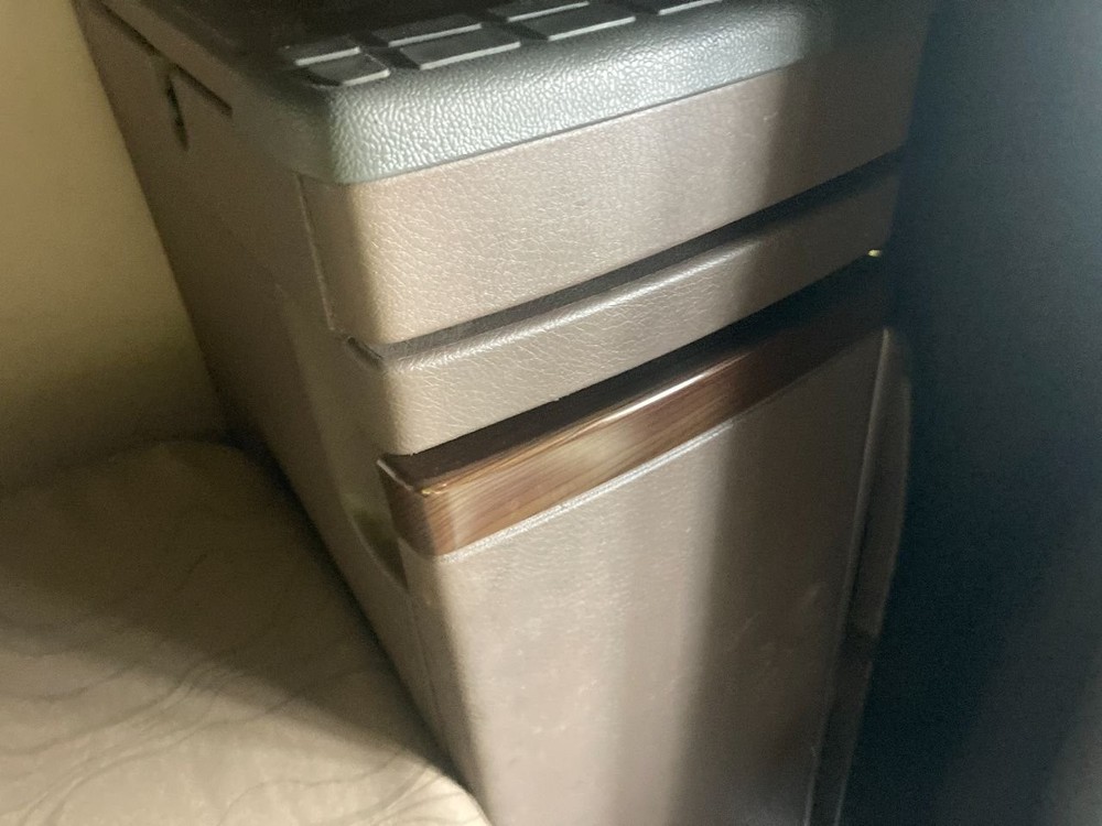 Volvo VNL Sleeper Cabinet - Used