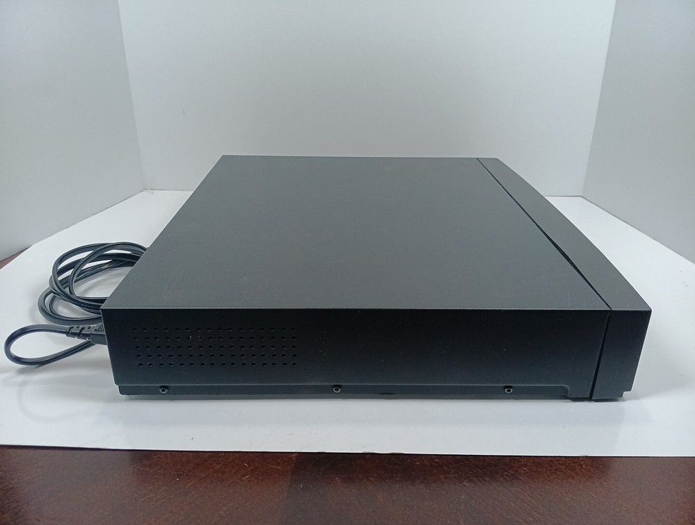 DVD Player RCA Model RC-5220P Compact Disc Digital Audio No Remote Pre-Owned