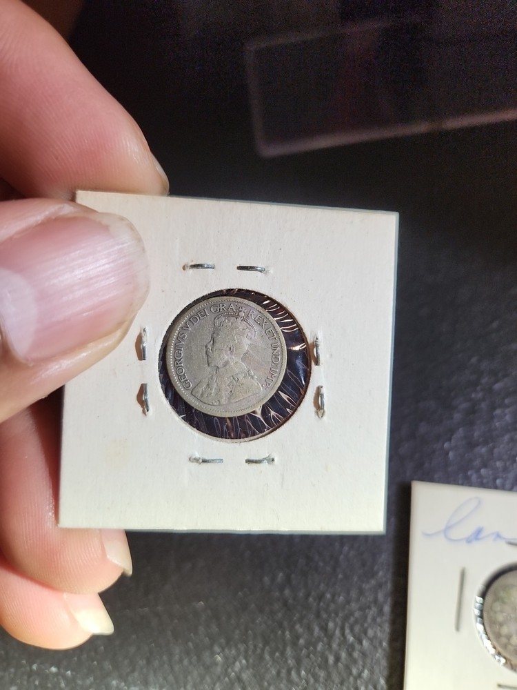 #7 CANADA 10CENT LOT #8152