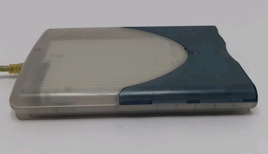SMARTDISK VST FLOPPY 3.5 EXTERNAL DRIVE WITH COLOR KIT, MODEL FDUSB-M