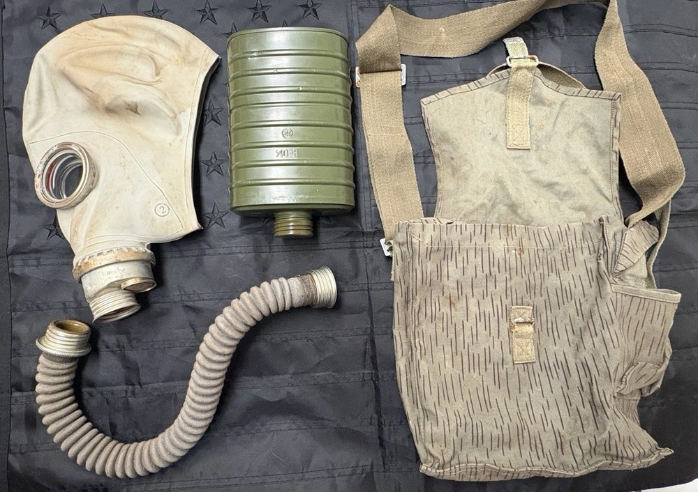 Original Mask, Hose, Filter & Carry Bag – Pre-/Early WWII Pattern