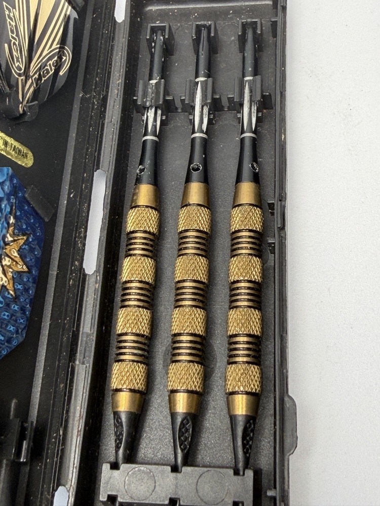 Halex Plastic Tip Darts With Case And Flights