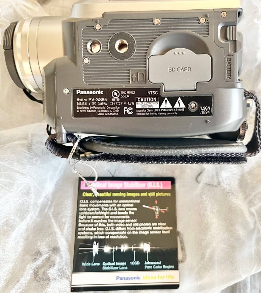 NIB Panasonic PV-GS80 MiniDV Camcorder Optical Image Stabilization NTSC Silver