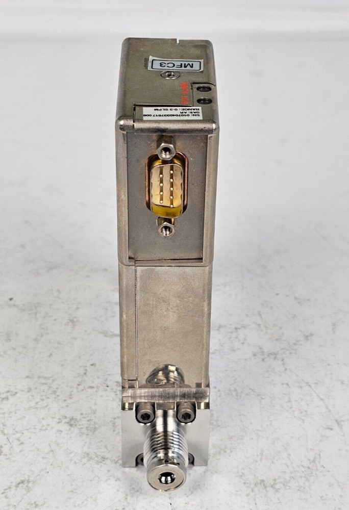 Brooks Instrument mass flow controller MFC SLA7950S1EGG1D2A1 AR 3 SLPM