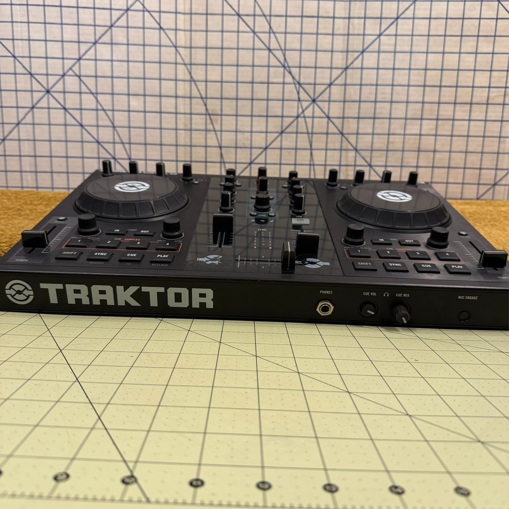 Native Instruments Traktor Kontrol S2 Mk1 2 Channel DJ Controller TESTED WORKS