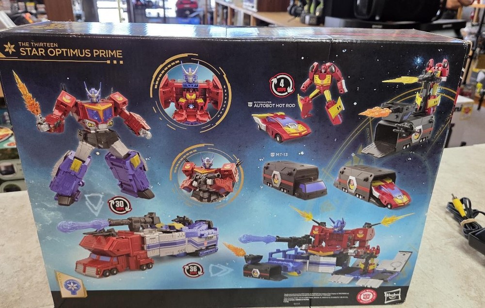HASBRO TRANSFORMERS OPTIMUS PRIME THIRTEEN STAR (APX027574)