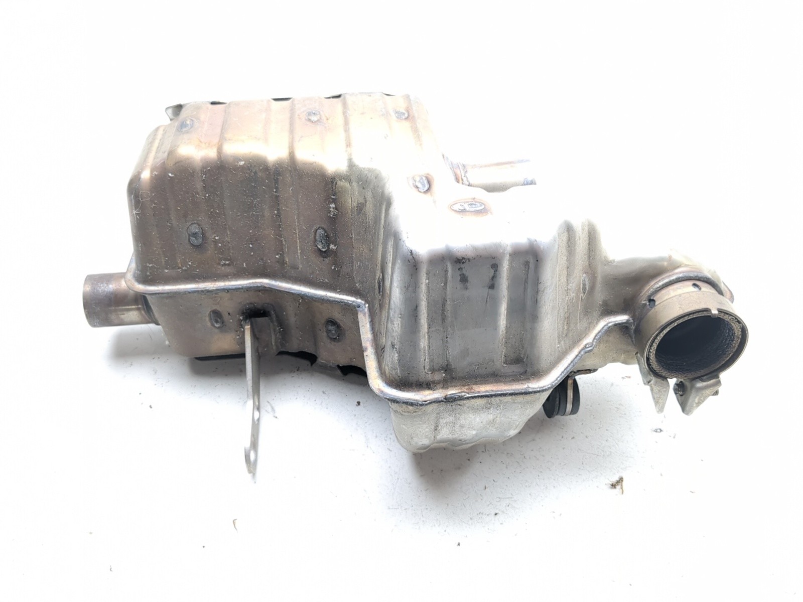 04-09 Triumph Rocket 3 III Exhaust Collector Box Can Pipe Slip-On Silencer