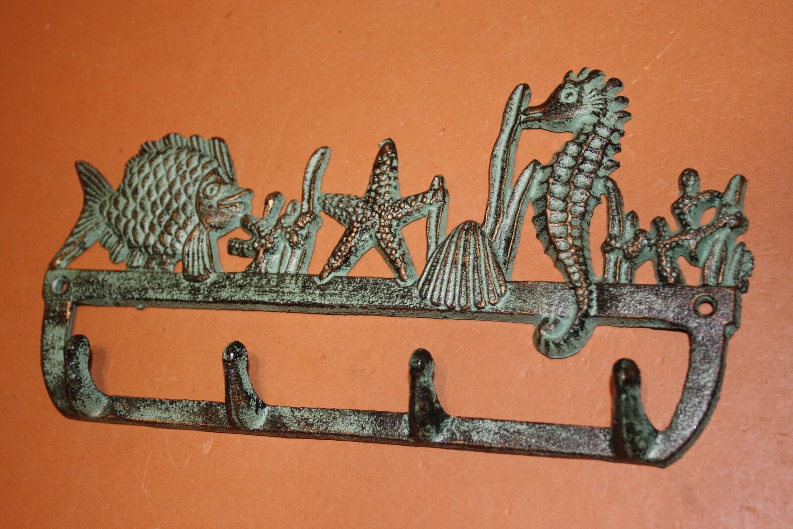 (6) Sealife Seahorse Starfish Bathroom Towel Wall Hooks Plaque, Blue Seas Set