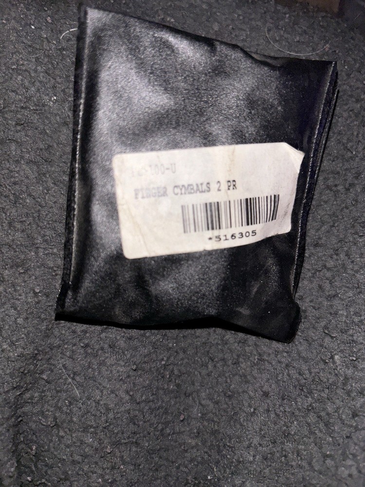 2 Pair Finger Cymbals Brass With Case Belly Dancer