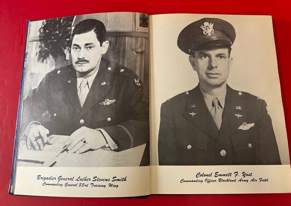 BLACKLAND ARMY AIR FIELD CLASS BOOK 44 C-ADVANCED MULTI-ENGINE