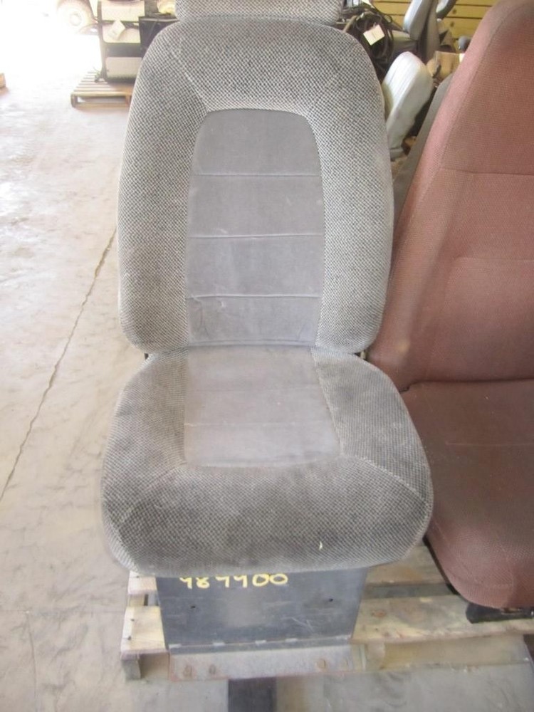 Replaces 1998 VOLVO VN FRONT SEAT ,  MD
