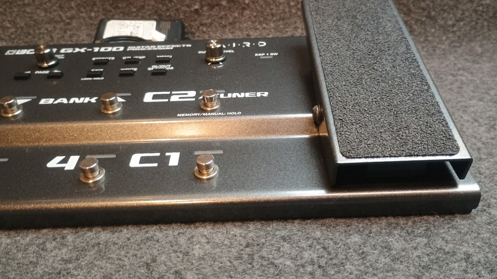 Boss GX-100 Guitar Effects Processor