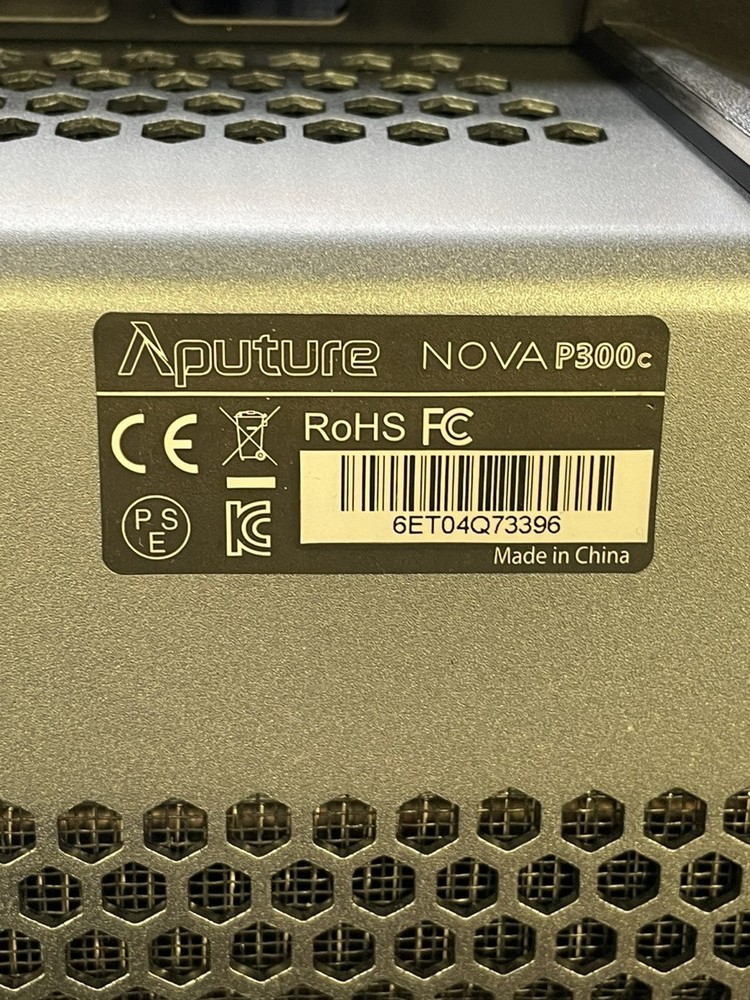 APUTURE NOVA P300C (EZ2006409)