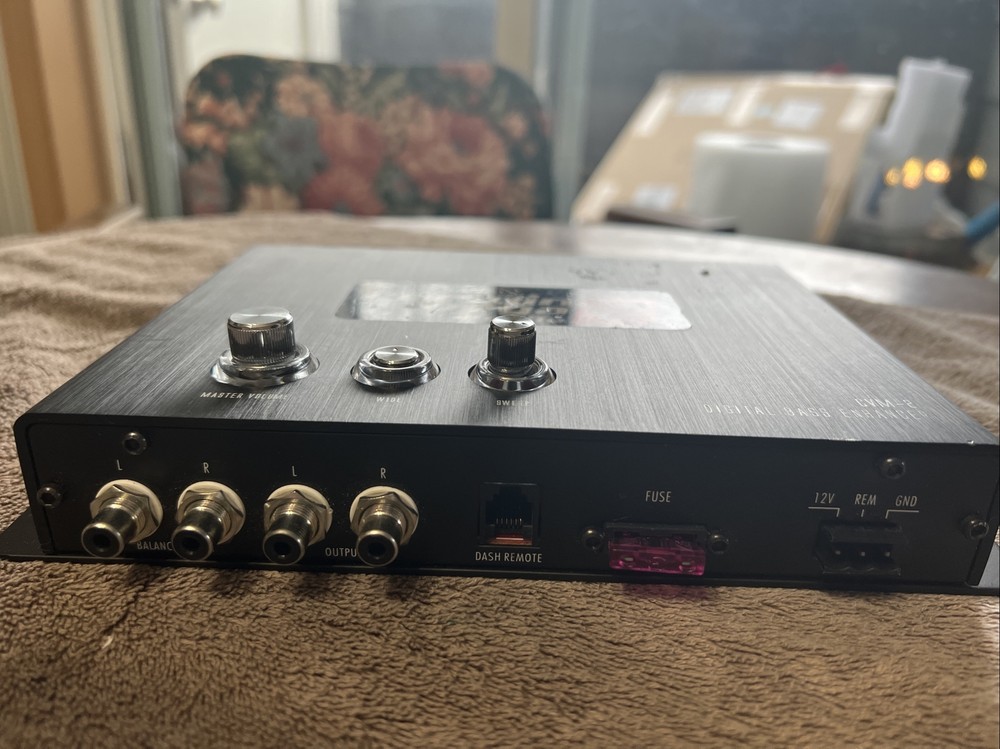 CERWIN-VEGA MOBILE CVM2 Bass Maximizer Processor electronic consumer