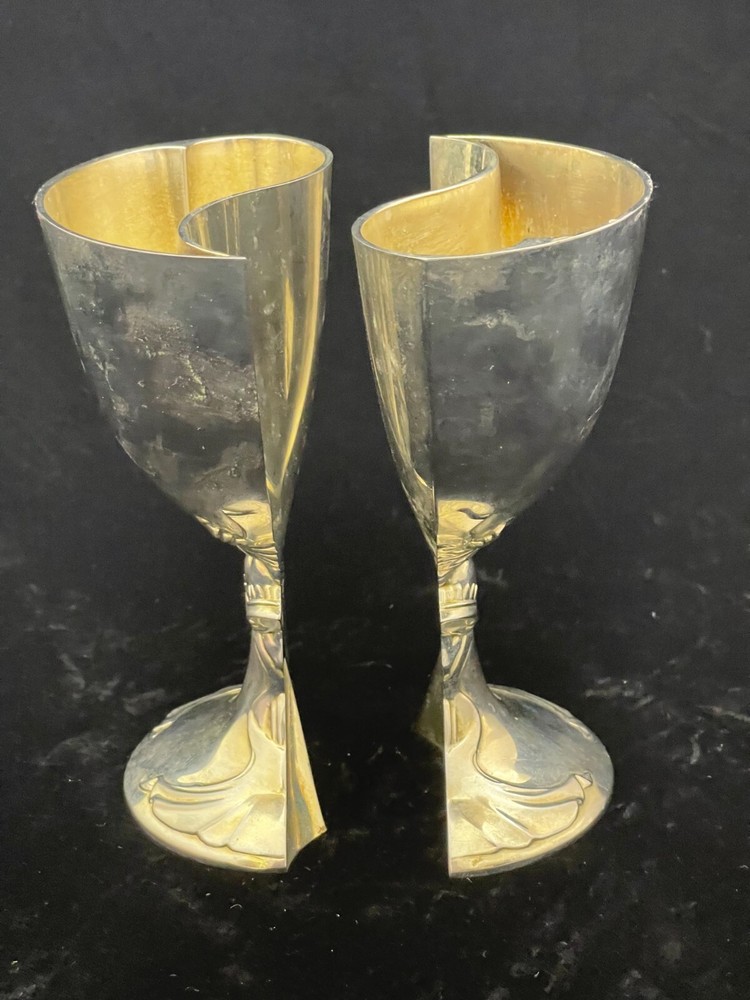 Silver Plated Heart Shape Wedding Double Toasting Chalice