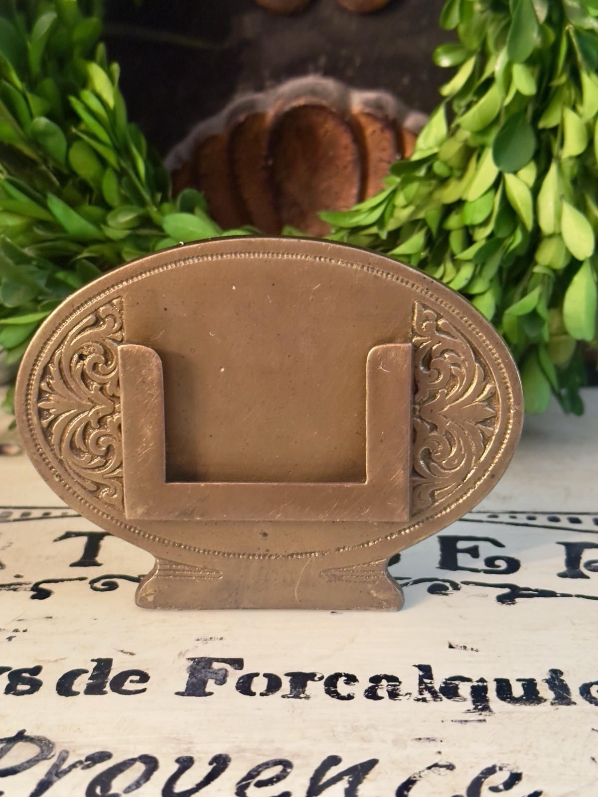 VTG Brass Plated Oval Shape Ornate Engraved Business Card Holder/Desk Accessory