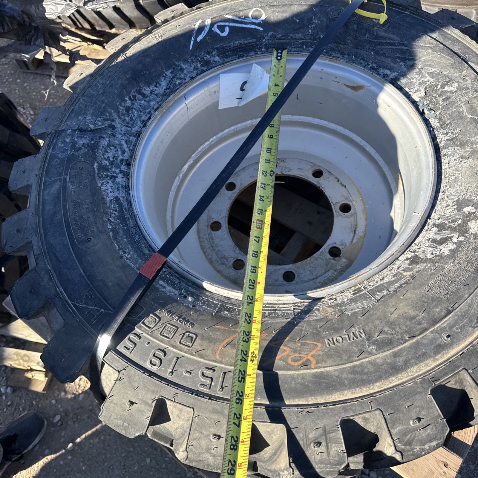 15x19.5 Boom Lift Tire Titan 12 Ply