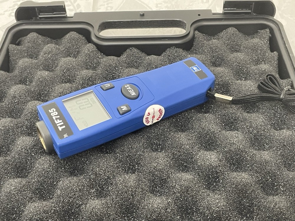 TIF 785 - Photo Tachometer With Case
