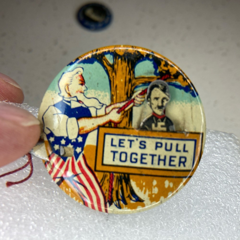 Vintage WWII Uncle Sam LET’S PULL TOGETHER Propaganda Mechanical Pinback Button