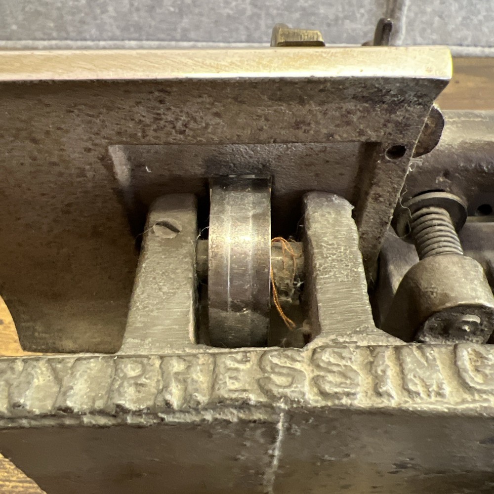New York Pressing Co Mechanical Clamp-on Pinking Machine Complete