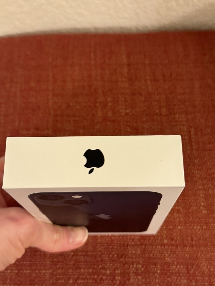 iPhone 13 Midnight 128 GB EMPTY BOX ONLY