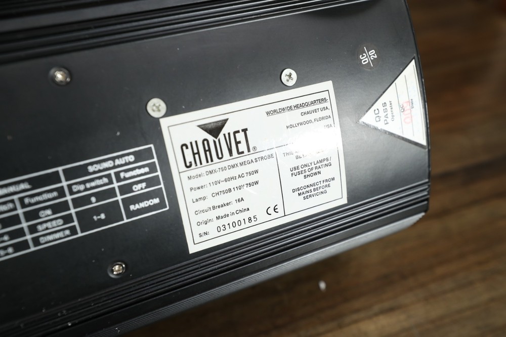 Chauvet DMX Mega Strobe 750